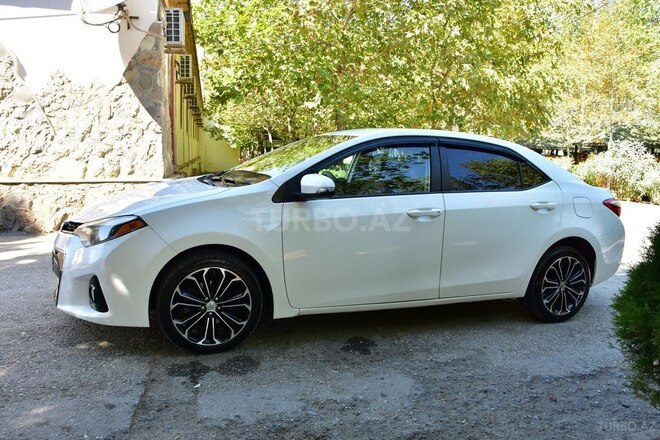 Toyota Corolla 2014, 197,513 km - 1.8 l - Siyəzən