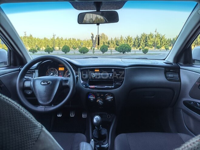 Kia Rio 2007, 182,000 km - 1.5 l - Xaçmaz
