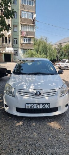 Toyota Auris 2010, 280,000 km - 1.4 л - Gəncə