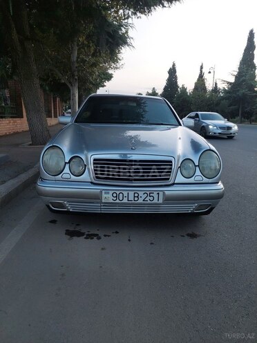 Mercedes E 240 1997, 380,000 km - 2.4 l - Gəncə