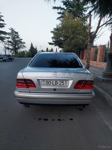 Mercedes E 240 1997, 380,000 km - 2.4 l - Gəncə