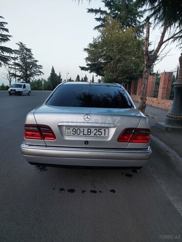 Mercedes E 240 1997, 380,000 km - 2.4 l - Gəncə