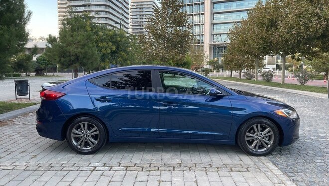 Hyundai Elantra 2017, 92,000 km - 2.0 л - Bakı