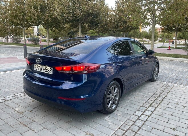 Hyundai Elantra 2017, 92,000 km - 2.0 л - Bakı