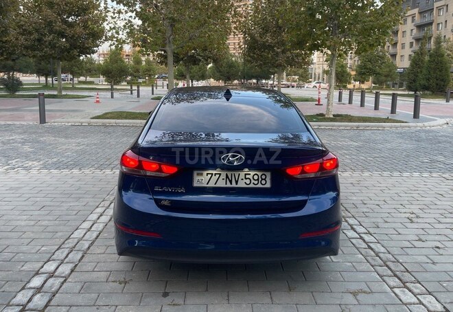Hyundai Elantra 2017, 92,000 km - 2.0 л - Bakı