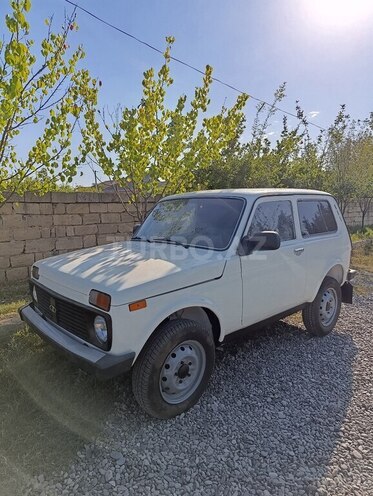 LADA (VAZ) Niva 1984, 185,000 km - 1.6 l - Saatlı