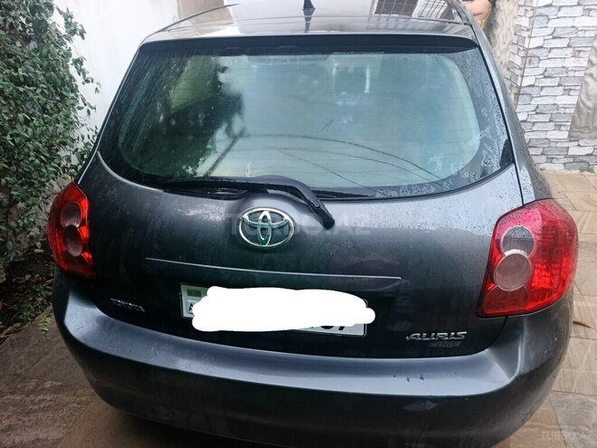 Toyota Auris 2008, 292,700 km - 1.4 л - Bakı