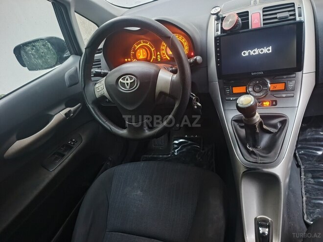 Toyota Auris 2008, 292,700 km - 1.4 л - Bakı