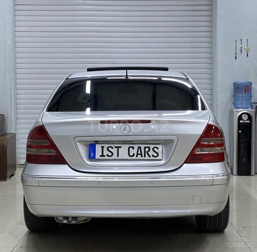 Mercedes C 200 2001, 299,000 km - 2.0 l - Sumqayıt