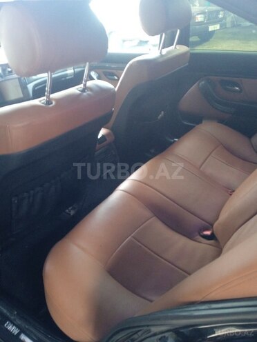 BMW 530 2000, 528,000 km - 3.0 l - Yevlax