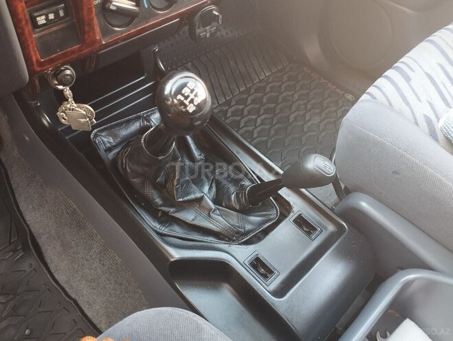 Toyota Land Cruiser Prado 1997, 326,800 km - 2.7 l - Bakı