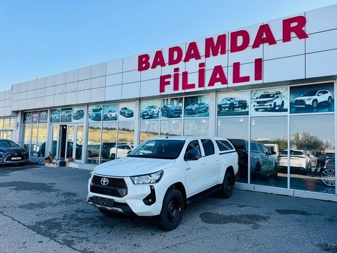 Toyota Hilux 2026, 5,000 km - 2.4 l - Bakı