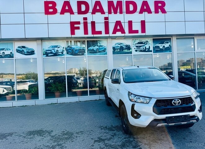 Toyota Hilux 2026, 5,000 km - 2.4 l - Bakı