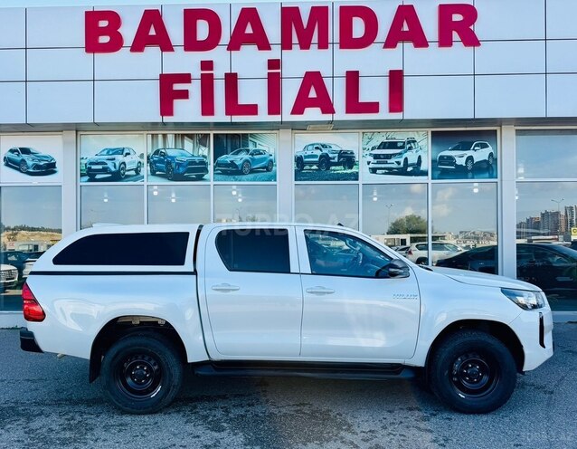 Toyota Hilux 2026, 5,000 km - 2.4 l - Bakı