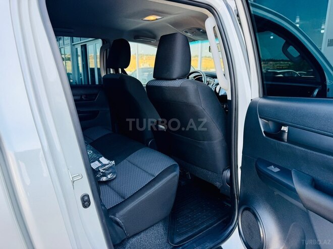 Toyota Hilux 2026, 5,000 km - 2.4 l - Bakı