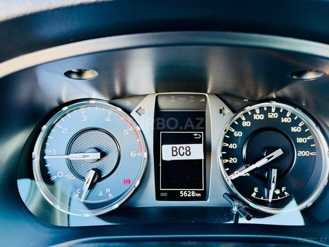 Toyota Hilux 2026, 5,000 km - 2.4 l - Bakı
