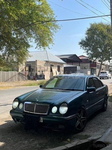 Mercedes E 320 1995, 250,000 km - 3.2 l - Şəmkir
