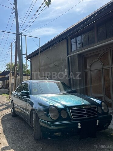Mercedes E 320 1995, 250,000 km - 3.2 l - Şəmkir