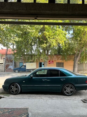 Mercedes E 320 1995, 250,000 km - 3.2 l - Şəmkir