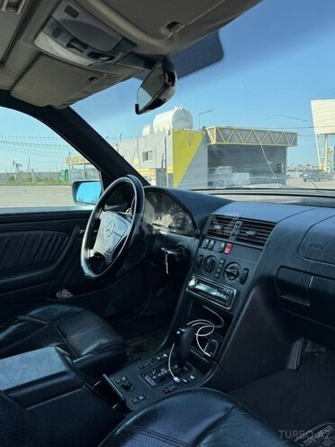 Mercedes C 200 1995, 350,000 km - 2.0 л - Bakı
