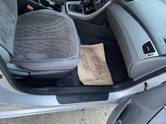 Hyundai Elantra 2015, 83,444 km - 1.8 l - Bakı
