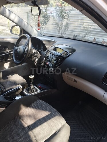Kia  2009, 500,000 km - 2.0 l - Bərdə