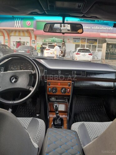 Mercedes  1990, 319,918 km - 2.0 l - Lənkəran