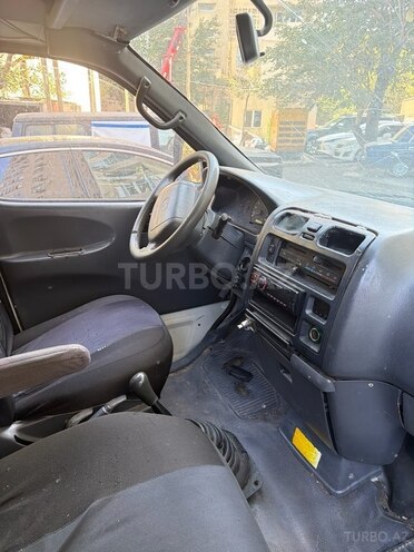 Toyota HiAce 2003, 350,000 km - 2.5 l - Bakı