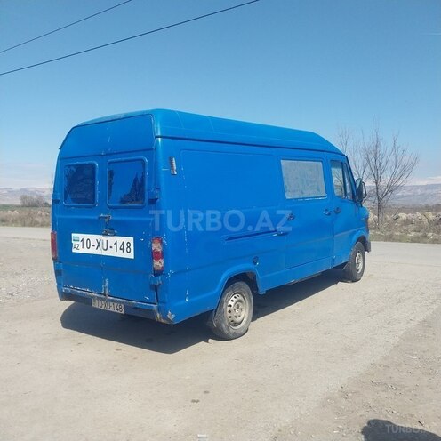 Mercedes 208 D 1992, 549,000 km - 2.3 l - Ağdaş