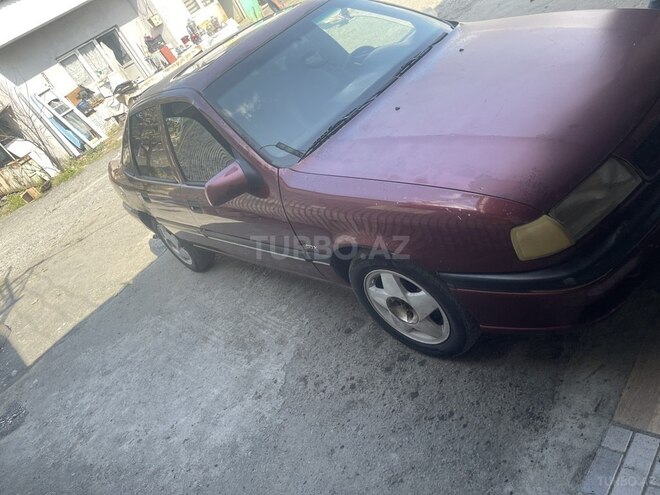 Opel Astra 1994, 200,000 km - 2.0 l - Zaqatala