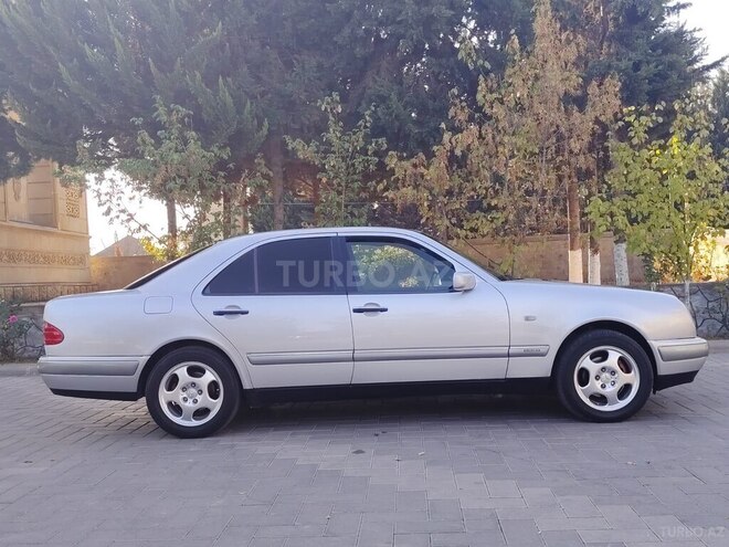 Mercedes E 240 1997, 200,000 km - 2.4 l - Sabirabad