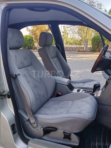 Mercedes E 240 1997, 200,000 km - 2.4 l - Sabirabad