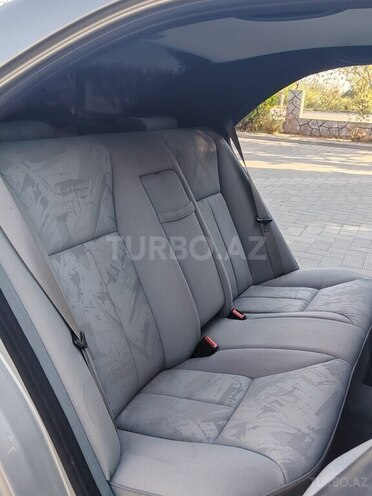 Mercedes E 240 1997, 200,000 km - 2.4 l - Sabirabad
