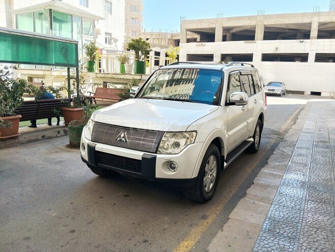 Mitsubishi Pajero 2007, 191,500 km - 3.0 l - Bakı
