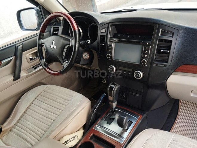 Mitsubishi Pajero 2007, 191,500 km - 3.0 l - Bakı