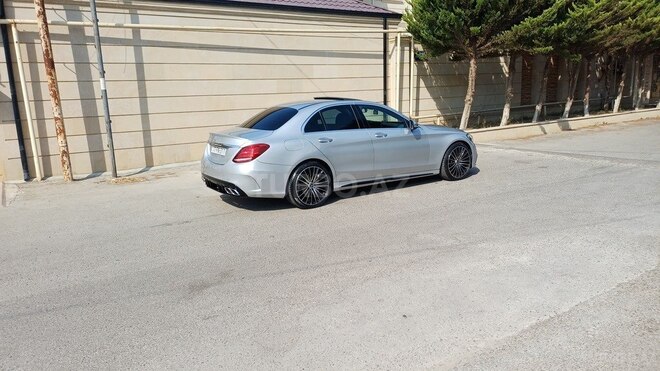 Mercedes C 220 d 2017, 78,202 km - 2.1 l - Sumqayıt