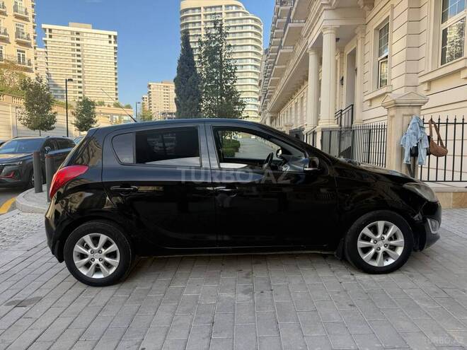 Hyundai i20 2012, 190,000 km - 1.4 l - Bakı