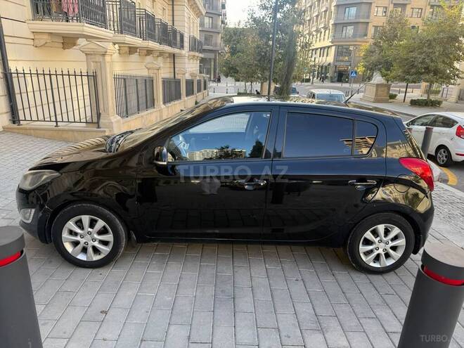 Hyundai i20 2012, 190,000 km - 1.4 l - Bakı