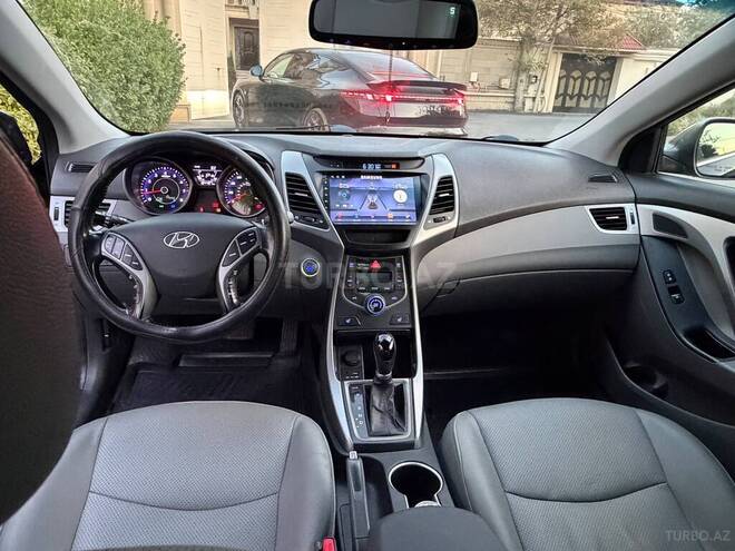 Hyundai Elantra 2015, 165,000 km - 1.8 л - Bakı