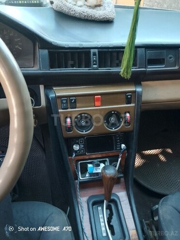 Mercedes 190 1987, 85,344 km - 2.5 л - Lənkəran