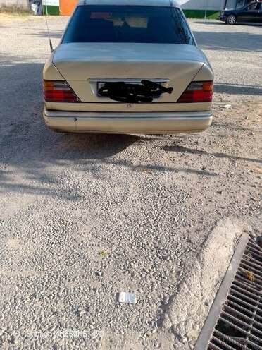 Mercedes 190 1987, 85,344 km - 2.5 л - Lənkəran