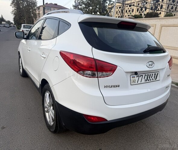 Hyundai ix35 2013, 162,800 km - 2.0 l - Biləsuvar