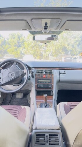 Mercedes E 230 1996, 525,000 km - 2.3 l - Bakı