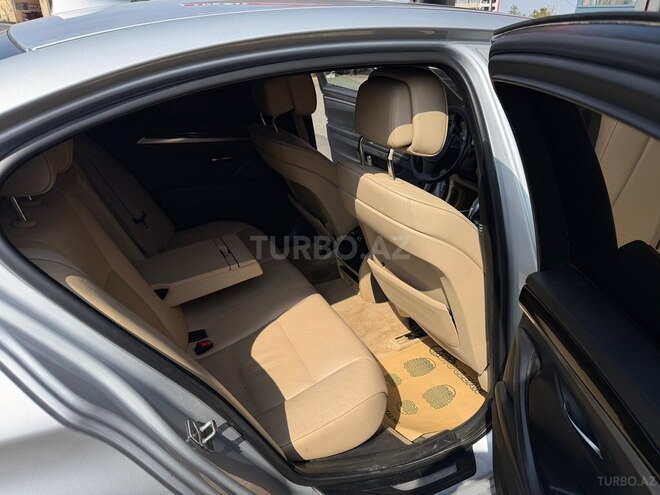 BMW 528 2012, 204,000 km - 2.0 l - Gəncə