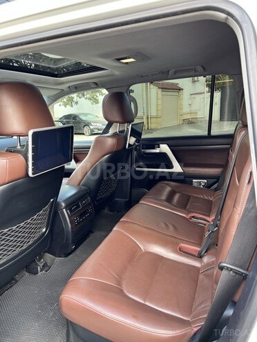 Toyota Land Cruiser 2019, 302,000 km - 4.6 l - Bakı