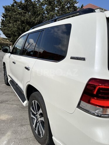 Toyota Land Cruiser 2019, 302,000 km - 4.6 l - Bakı