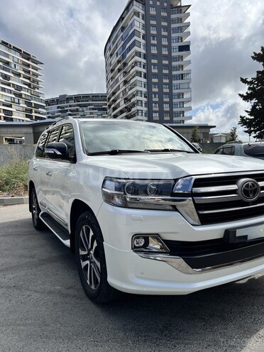 Toyota Land Cruiser 2019, 302,000 km - 4.6 l - Bakı