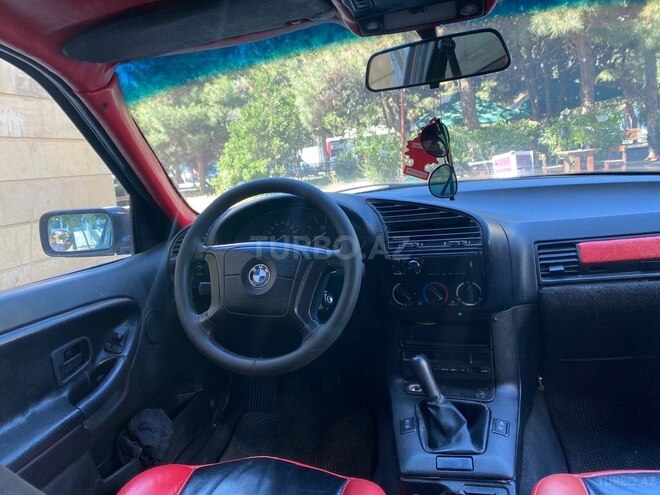 BMW 318 1993, 350,000 km - 1.8 l - Bakı