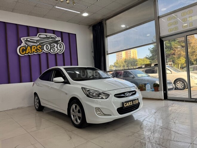Hyundai Accent 2013, 245,000 km - 1.4 л - Sumqayıt
