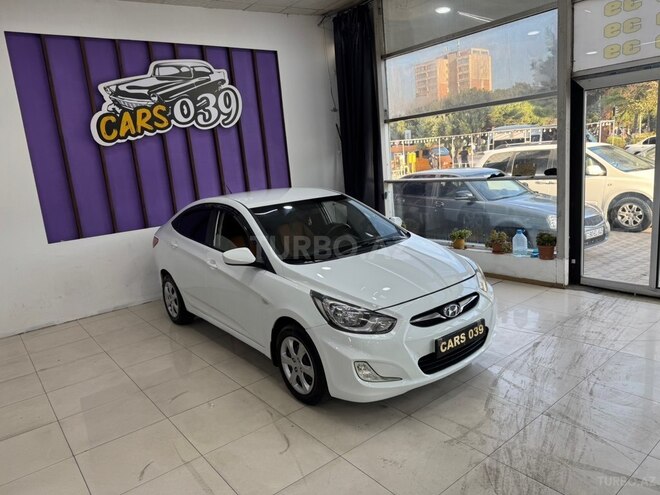 Hyundai Accent 2013, 245,000 km - 1.4 л - Sumqayıt